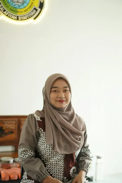 LU'LU'ATUL MUKHOYAROH, S.Pd