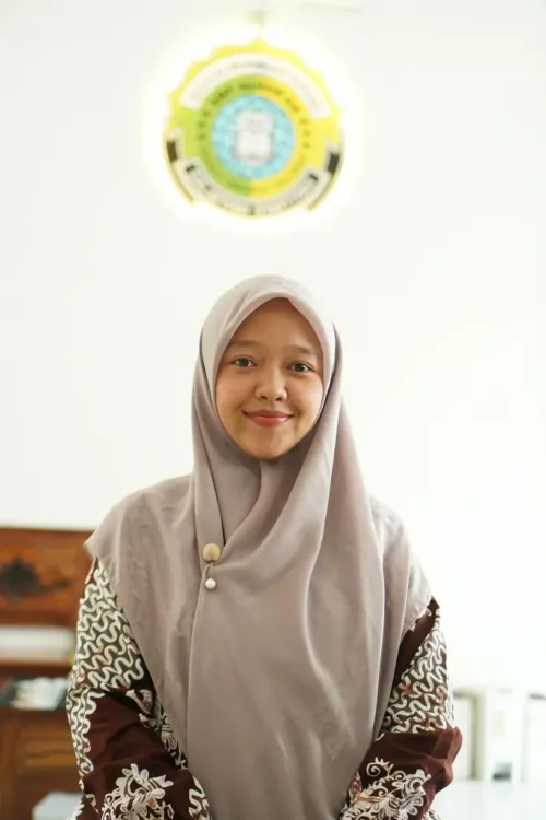 NUR AINAYATUL  KARIMAH, S.Pd